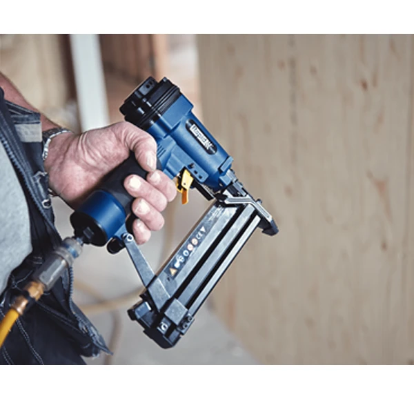 Agrafeuse Cloueuse Pneumatique - Pro PBS 151 Rapid - En Coffret Avec 200 Agrafes Et 200 Clous 5000103 – Image 4