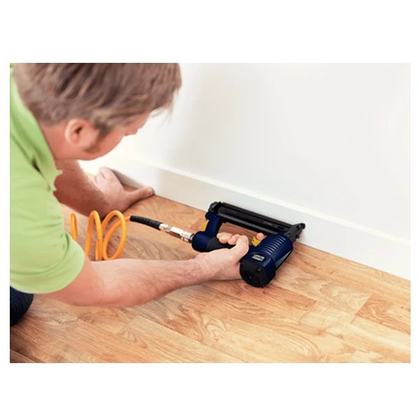 Agrafe étroite N°606 Rapid - Galvanisée - 12 Mm - Boîte De 3600 – Image 2