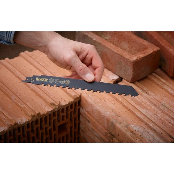 Lame Scie Sabre Dewalt DT2420-QZ Carbure De Tungstène - Longueur 240 Mm – Image 2